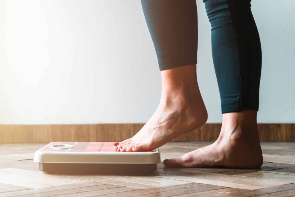 What Is a Safe and Realistic Monthly Weight Loss