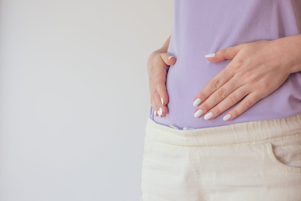 Why Do Some Women Show Late in Pregnancy?